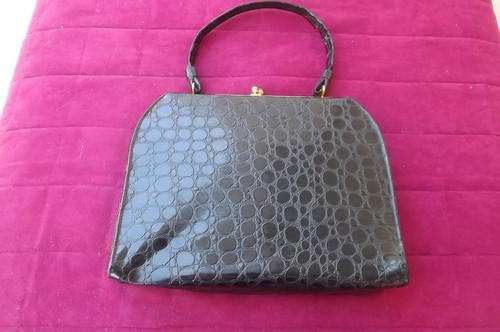 Handbag in Black Imitation Snakeskin by Cameo - good condition but handle is cracked - 23x29cm