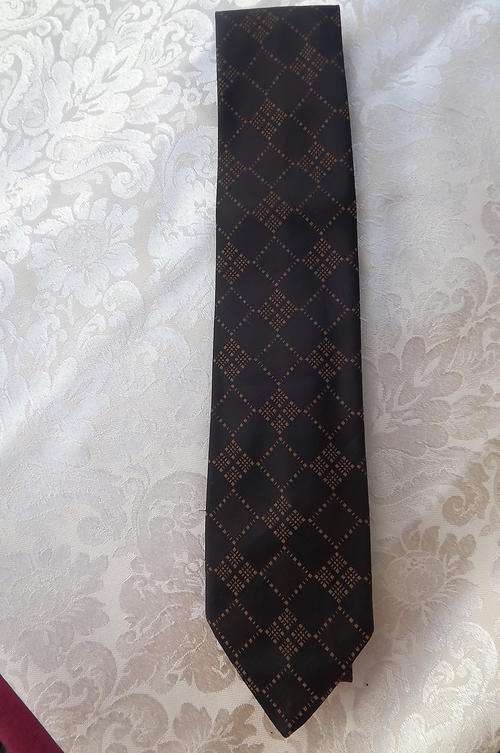Black & Tan Square Patterned Tie in as new condition by Cravateur in Terylene - width 7.25cm