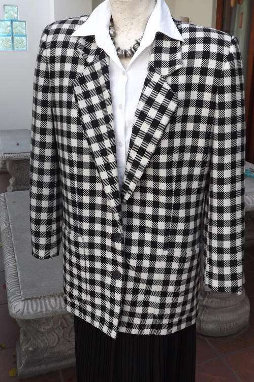 Black & White Check Ladies Jacket by Woolworths in size 12/36-made from Pure New Wool & Poly-as new