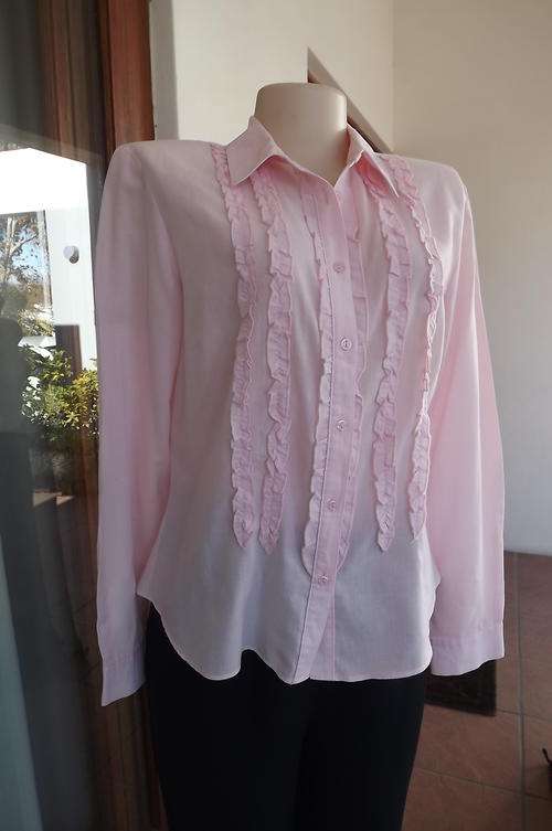 Smart Soft Pink Polycotton Blouse from Woolworths in size 12/36 - very good condition
