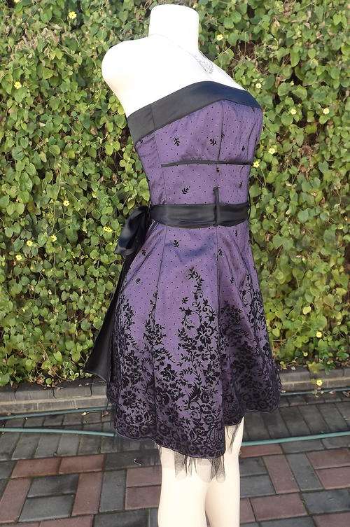 Chic & Sexy Purple & Black Cocktail Dress in size 32/8 - worn once