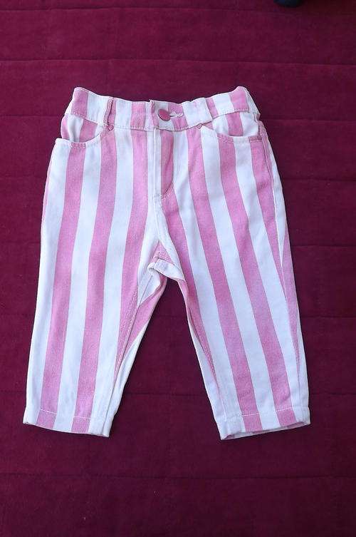 RT Baby Girl Pink Striped Jeans for 6-9mnth old - 2 pockets at the back & 2 in front -good condition