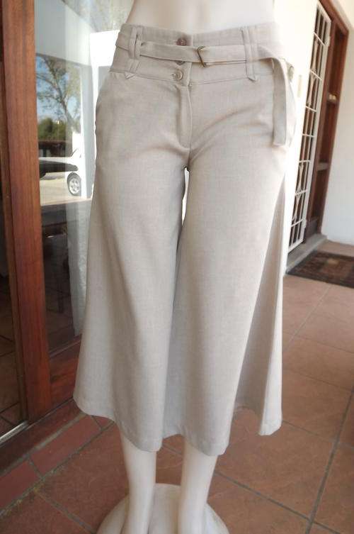 Beige Wide Cut Leg Cropped Pants in wash & wear polyester in size 8/32 from Legit - No stretch