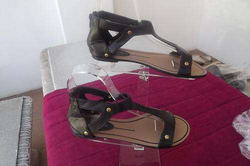 Black Fashion Flat Sandals in size 5 - zips at heel back - new item