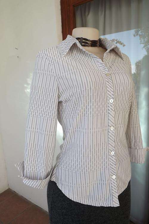 Stunning black&white striped polyester sretch shirt by Kelso size 36/12.Fold over cuffs.Button down