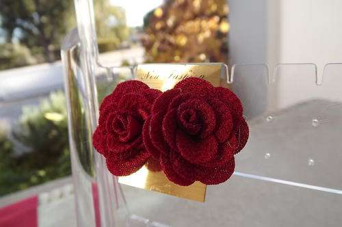 Very pretty red fabric rose piercing earrings.New item