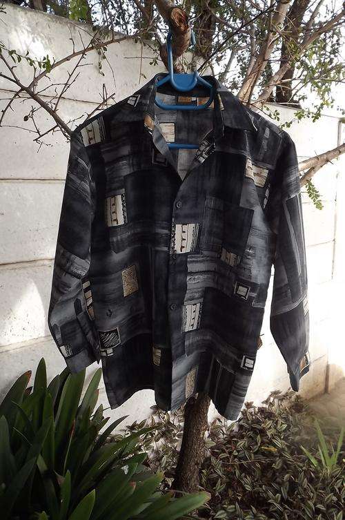 Handsome grey geomatric patterned boys shirt for age 8-9 years old by Royale.100% Wash&wear polyeste