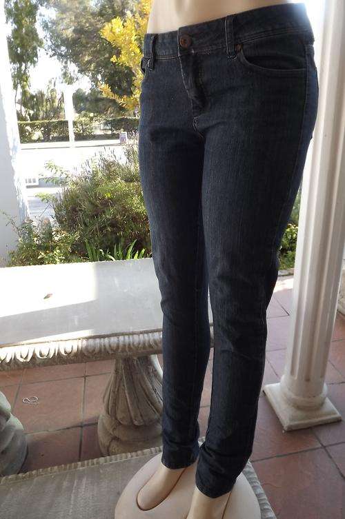Sexy modern RE skinny jeans in size 37/13.68% Cotton,30% Polyester and 2% spandex.23cm Rise.Good con