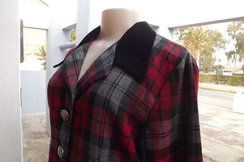 Grey and red tartan check Foshini jacket size 36/12.Tailored with black velour collar.Fasten with 4