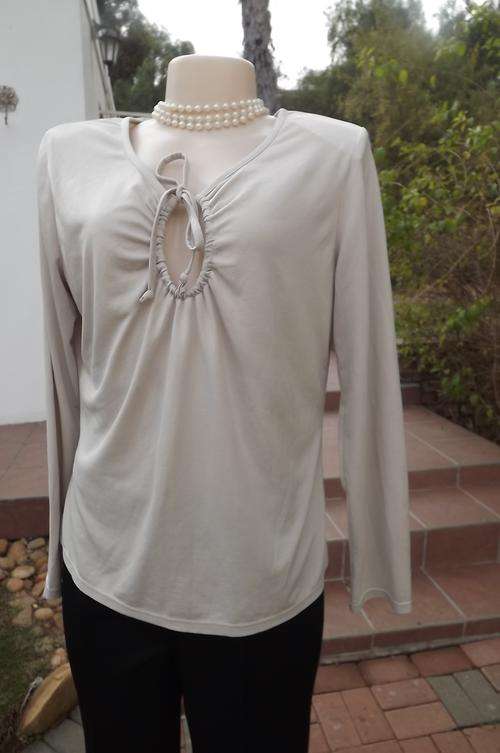 Ecru Colour Ladies Long Sleeve Top with Sexy Neckline by Define  size XL-will fit 18/42-good cond
