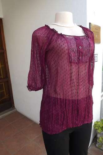 Very pretty and feminine maroon colour loose creased sheer top.Size 34/10.Elasticated neckline