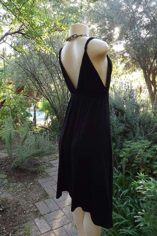 Casual Dresses Black stretch viscose sexy Woolworths summer dress size 34 10.Knotted shoulder bands.Cross over bust was sold for 65.00 on 14 Oct at 09 16 by trendyvintage191 in Oudtshoorn ID 201852788