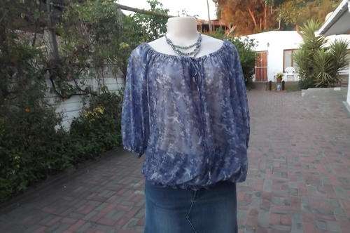 Old Khaki sheer 100% silky polyester top in medley of blues flower and bird print size 36/12.New con