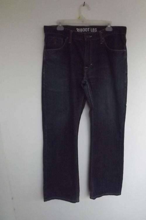 Men's Relay 100% cotton boot leg jeans size 36.Inner leg 82cm.Good condition