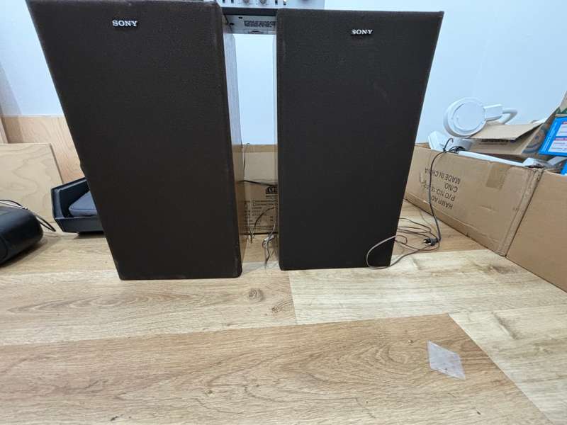 Sony SS-37 speakers