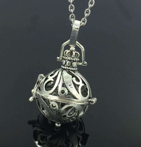 Essential Oil Aromatherapy  Locket Necklace!! STUNNING DESIGN** ( SPECIAL CRAZY WED LOW SHIPPING)
