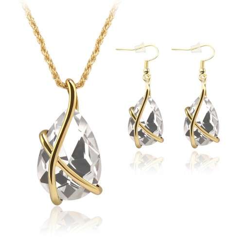 Stunning crystal 3 piece jewelry set!! available in blue, white, red and green