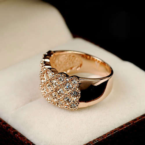 Elegant ladies pave' Platinum or Gold CZ plated engagement ring...
