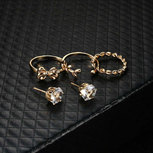 8 Piece ring  and earring set... Absolutely stunning!!