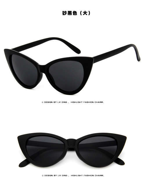Stunning ladies Sunglasses, in a variance of colors!! Free pouch included..