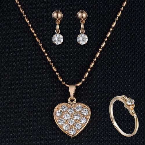 Beautiful 4 piece set various designs.. LOWEST shipping!