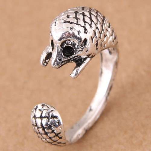 Armadillo ring