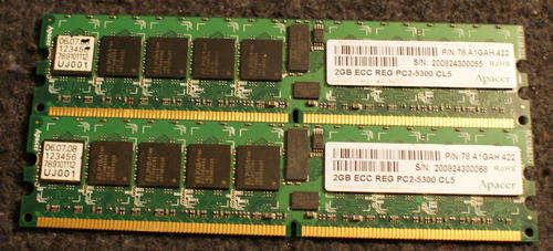 Apacer - 2GB ECC REG PC2-5300 CL5 Server Ram