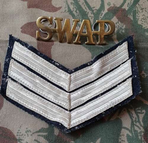KOEVOET SERGEANT RANK WITH BRASS SWAP INSIGNIA