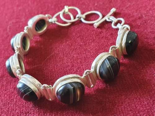 SILVER 925 BRACELET WITH POLISHED STONE. ANTIQUE DESIGN.