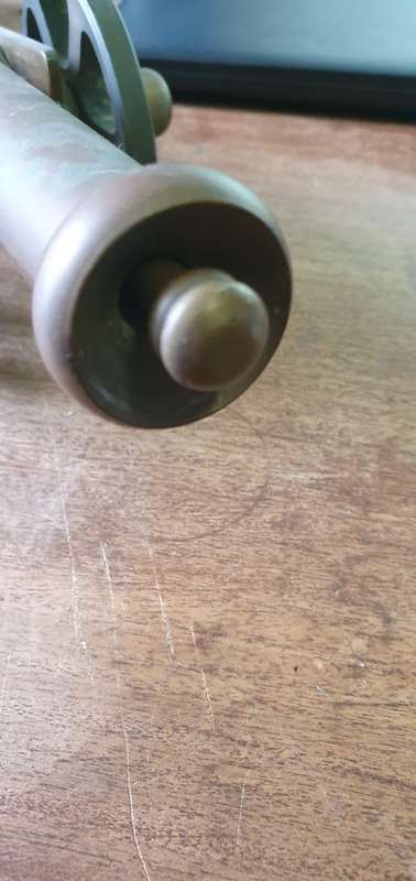 CANNON. SOLID BRASS. MADE TO SCALE. 34CM LONG.