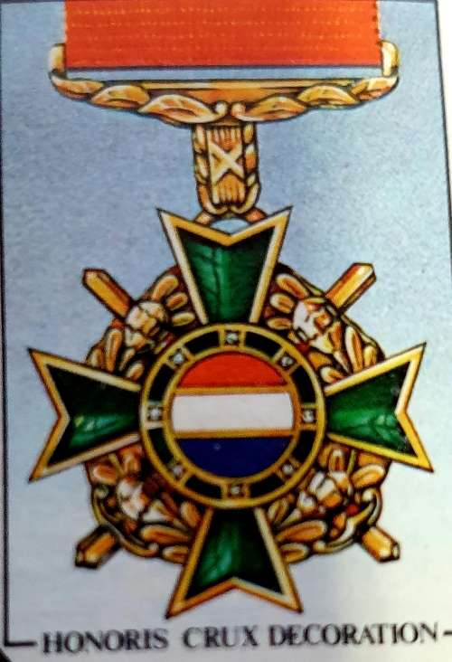 SADF MILITERE DEKORASIES / MEDALJES 1984  RARE COLLECTORS ITEM!