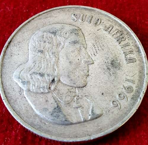 SILVER 1966 ONE RANDS ...... 5 X UP FOR AUCTION.
