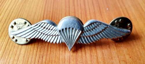 ANGOLA  BUSH WAR / SADF 1 PARACHUTE BATTALION SENIOR PARATROOPER MESS DRESS WINGS. 1979 ISSUED.