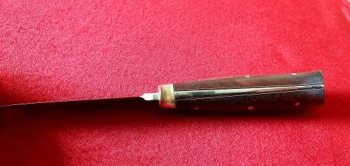 HUNTING KNIFE. STAINLESS STEEL. HAND MADE. 23 CM LONG.