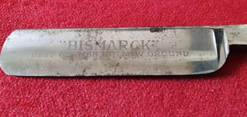 CUT THROAT RAZOR .BISMARCK SUPER. ORIGINAL BOX. SOLINGEN . GERMANY.