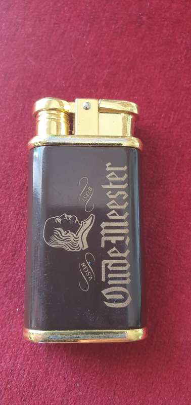 LIGHTER COLLECTION. 6  X LIGHTERS. COLLECTORS ITEMS.
