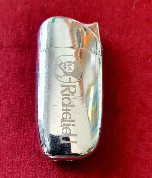 LIGHTER COLLECTION. 6  X LIGHTERS. COLLECTORS ITEMS.