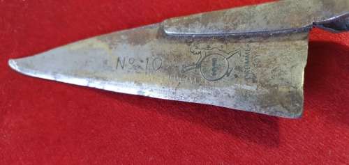 ANGOLA BUSH WAR. KNIFE. HAND MADE. CONFISCATED ITEM. . 1984