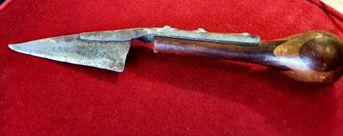 ANGOLA BUSH WAR. KNIFE. HAND MADE. CONFISCATED ITEM. . 1984