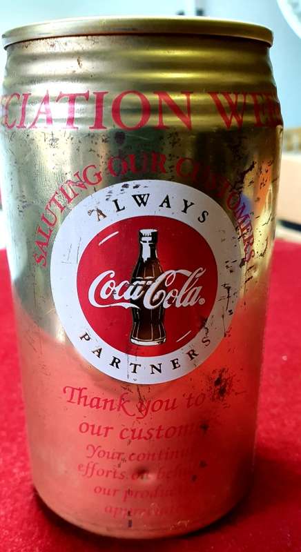 COCA COLA 1993 . VERY LIMITED EDITION. GOLD CAN. CUSTOMER APPRECIATION.
