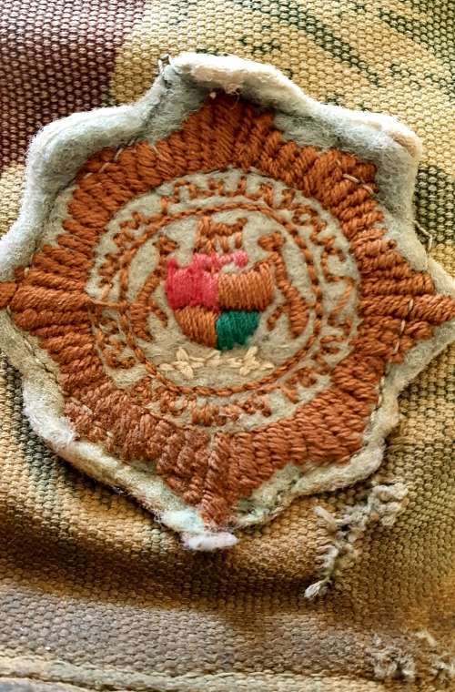 KOEVOET BOS HOED / BUSH CAP. 1983 . REFLECTOR. EAR & NECK FLAP. EMBROIDERED EMBLEM. WAR WORN,
