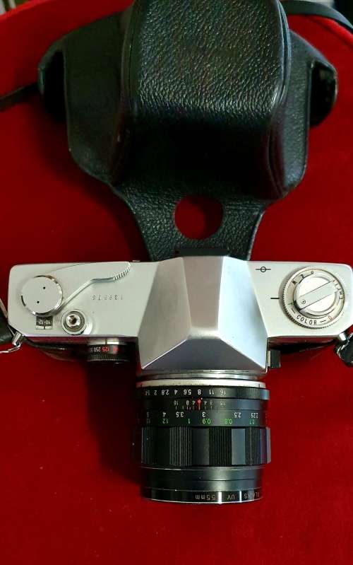 SINLEX TLS 55mm LENS CAMERA WITH LEATHER CASE.