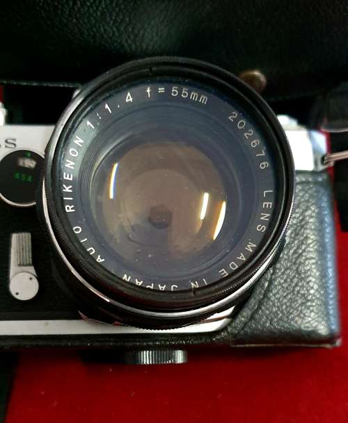 SINLEX TLS 55mm LENS CAMERA WITH LEATHER CASE.