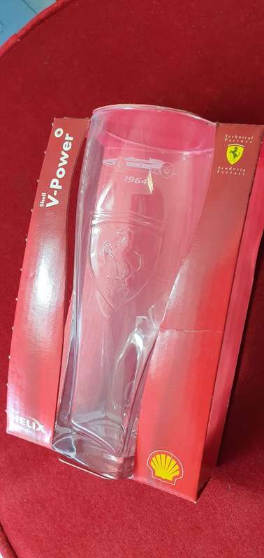 OFFICIAL SHELL FERRARI 1964 COLLECTIBLE GLASS SEALED IN  BOX.