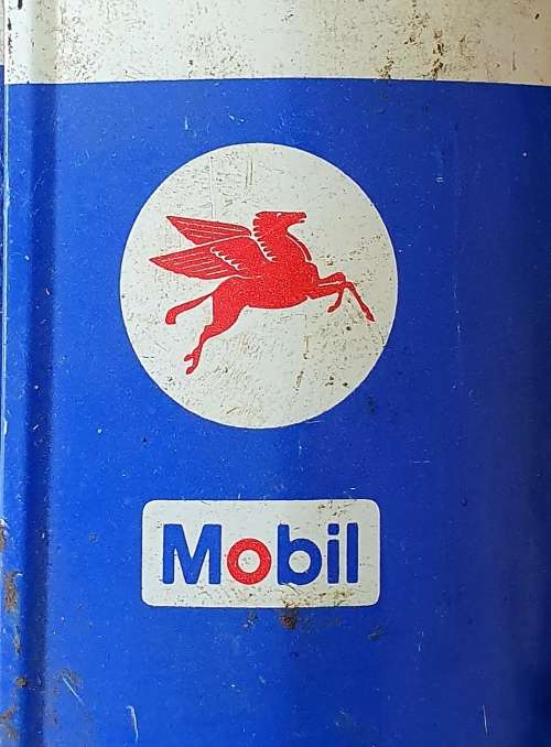 MOBIL VINTAGE OIL CAN. ORIGINAL PEGASUS  .