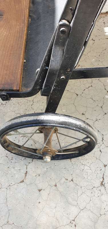 ANTIQUE 1890 BABY PRAM. BEAUTIFUL RARE FIND IN EXCEPTIONAL CONDITION!!