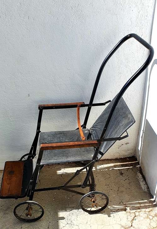 ANTIQUE 1890 BABY PRAM. BEAUTIFUL RARE FIND IN EXCEPTIONAL CONDITION!!