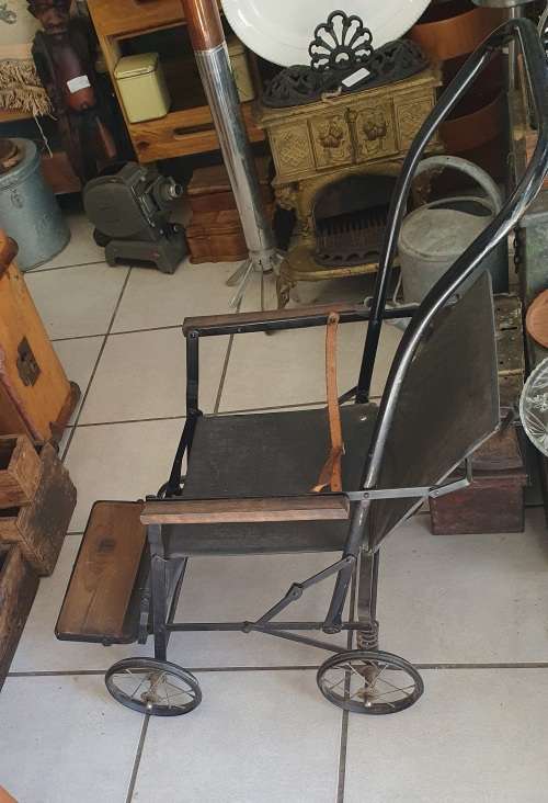 ANTIQUE 1890 BABY PRAM. BEAUTIFUL RARE FIND IN EXCEPTIONAL CONDITION!!