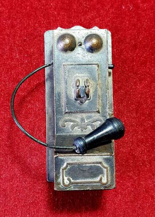 VINTAGE BRONZE DIECAST ANTIQUE TELEPHONE MODEL.1970's. FINE DETAIL WITH WORKING PARTS!!
