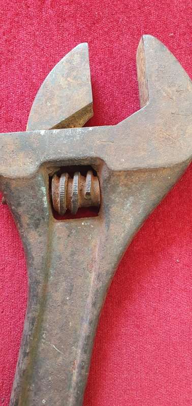2 X ANTIQUE BAHCO MADE IN SWEDEN SHIFTING SPANNERS. 18" & 15"